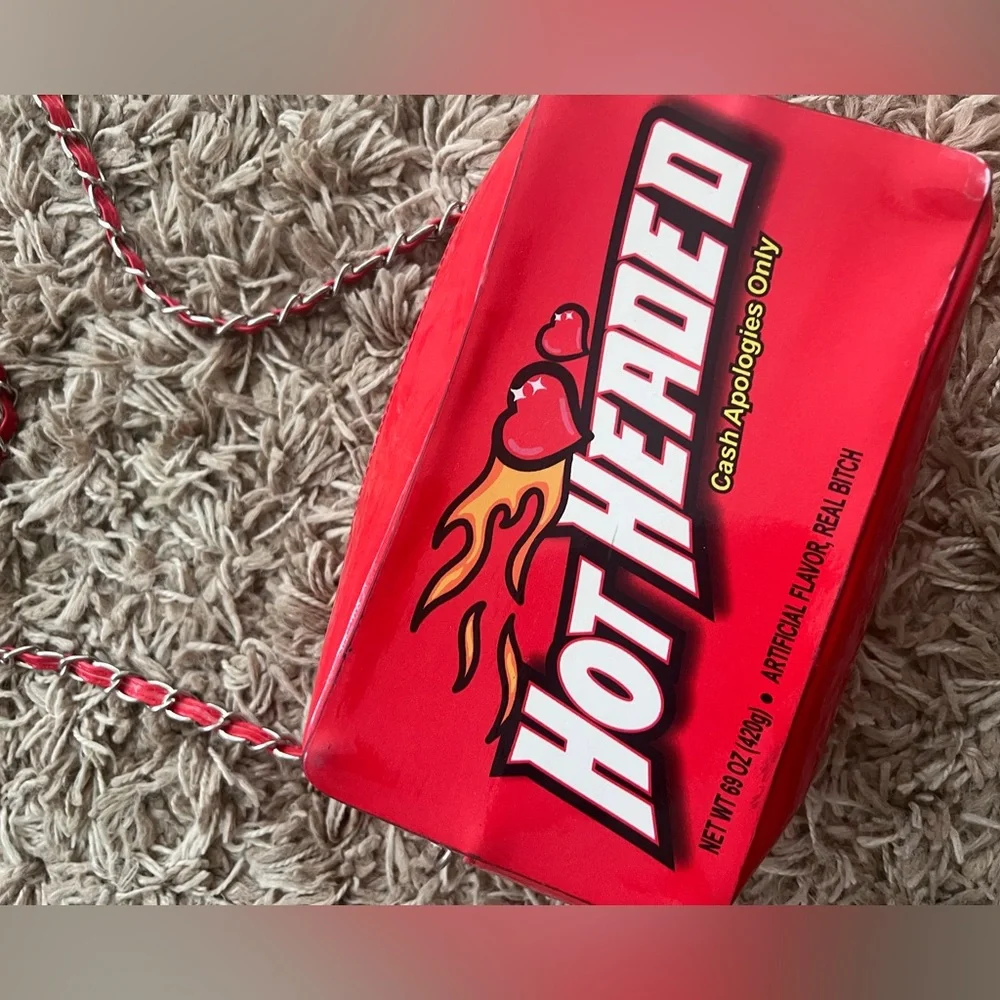 Red crossbody bag from Dollskill - Picture 2 of 6